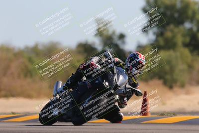 media/Nov-06-2022-SoCal Trackdays (Sun) [[208d2ccc26]]/Turn 7 Set 2 (1050am)/